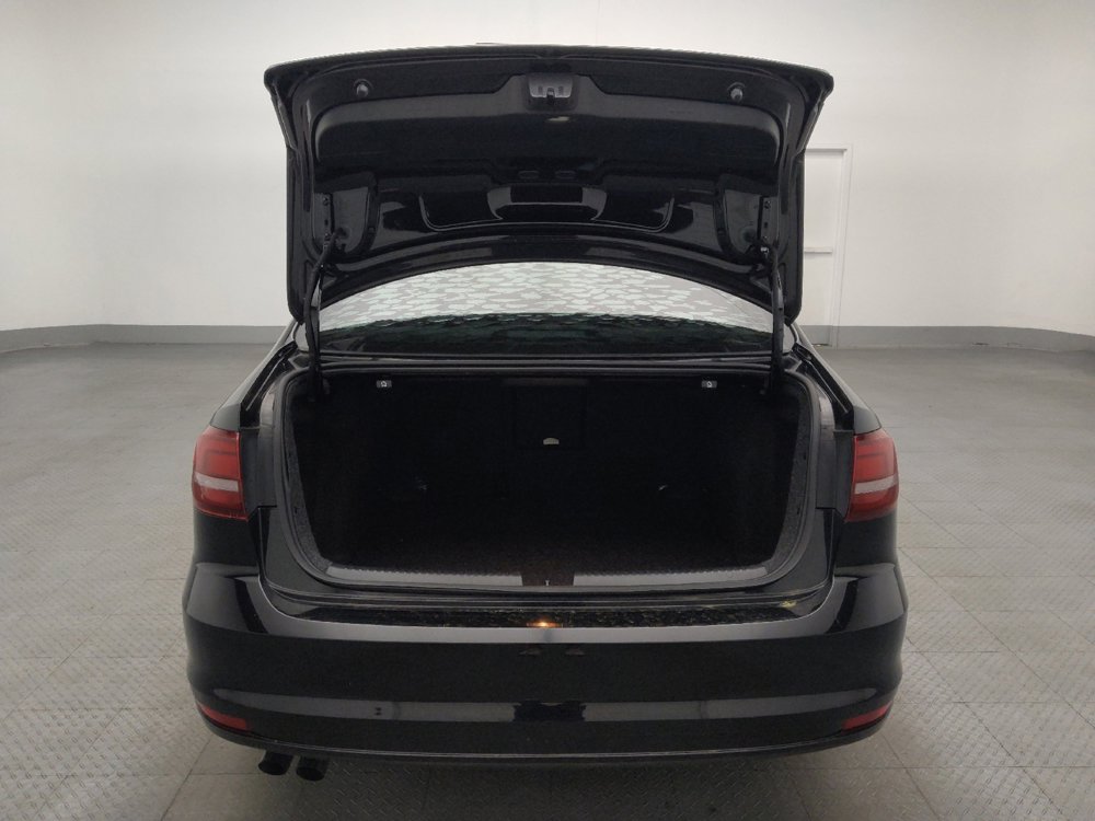 Used 2018 Volkswagen Jetta SEL image 29