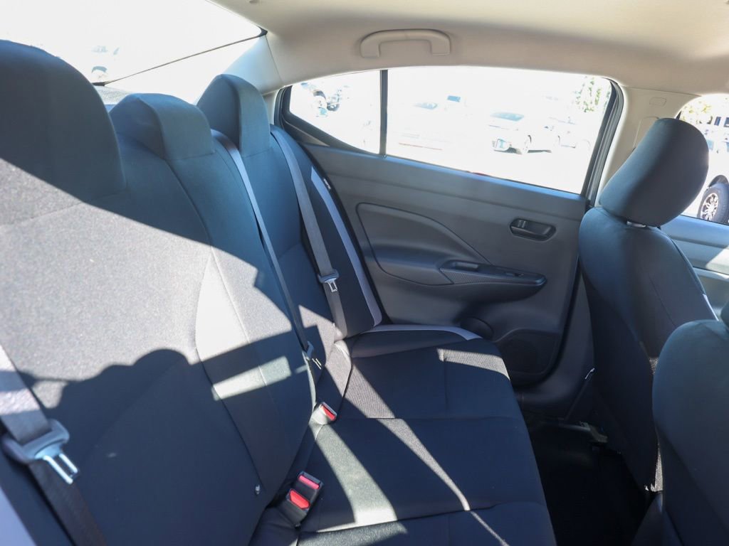 Used 2025 Nissan Versa S w/ Trunk Package image 17