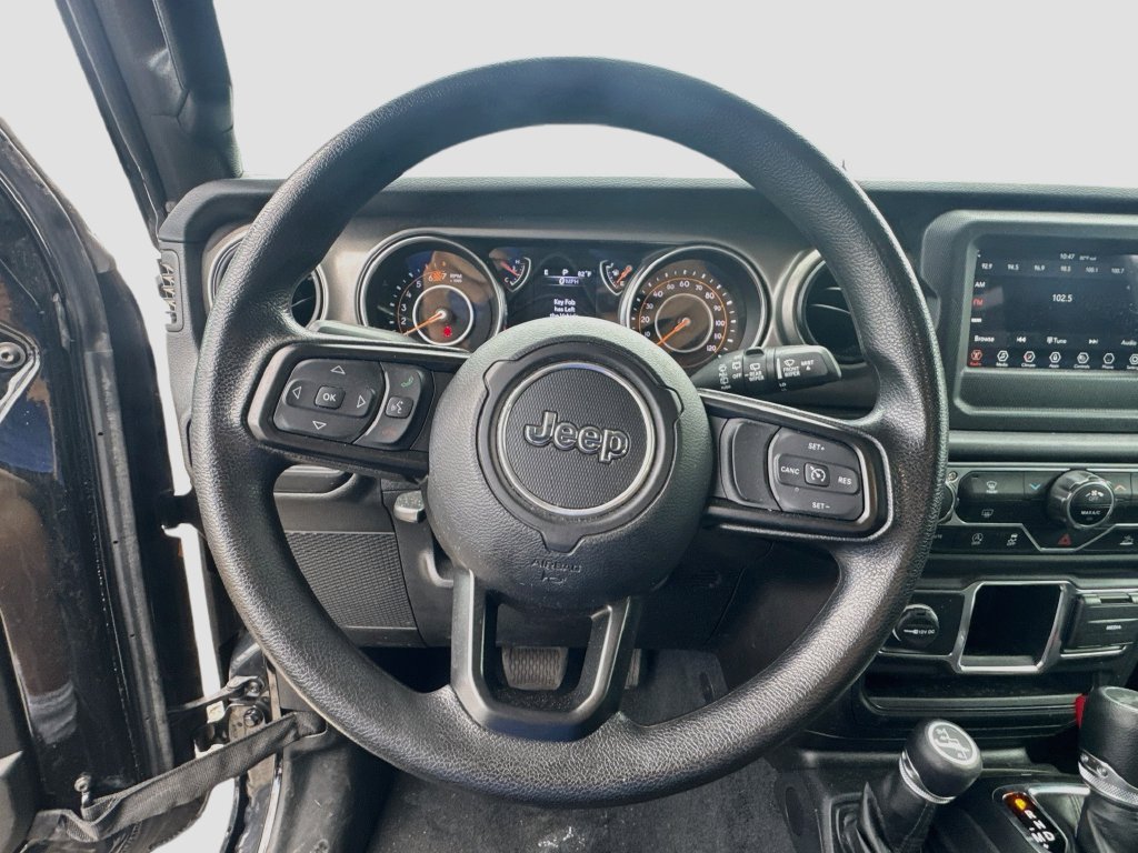 Used 2022 Jeep Wrangler Sport AWD/4WD image 12