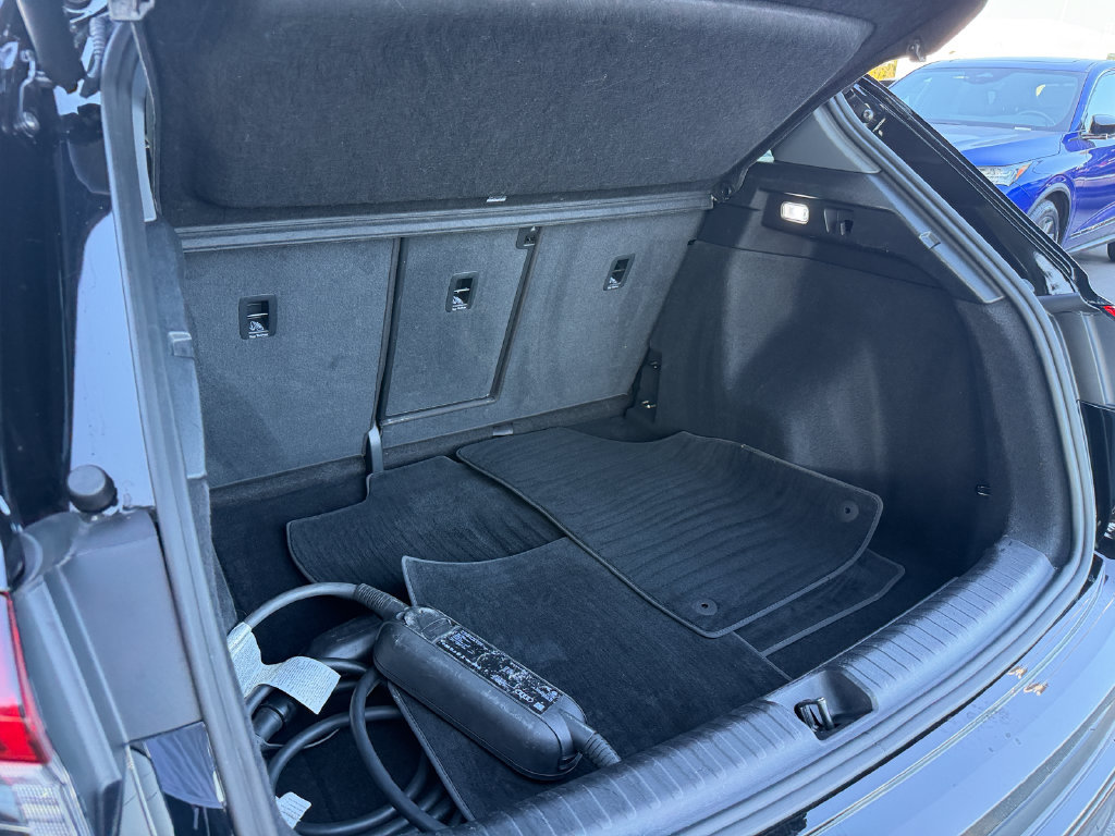 Used 2023 Audi Q4 e-tron Premium w/ Convenience Package AWD/4WD image 26