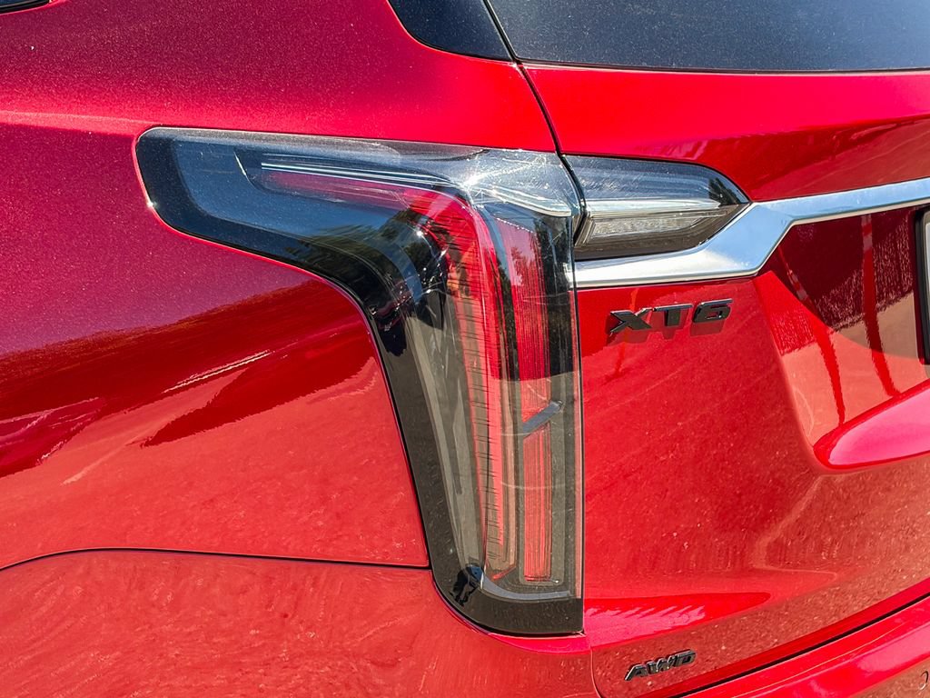 Certified 2024 Cadillac XT6 Sport w/ Technology Package AWD/4WD image 3