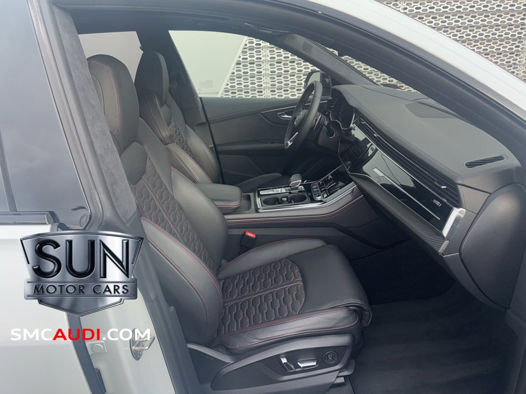 Used 2024 Audi RS Q8 w/ Black Optic Package image 18