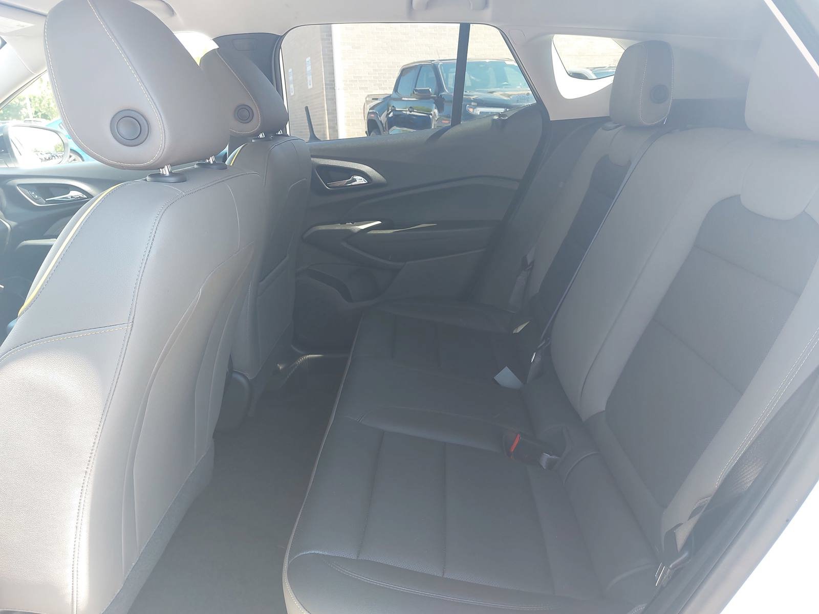 Used 2025 Chevrolet Trax ACTIV w/ Driver Confidence Package FWD image 12