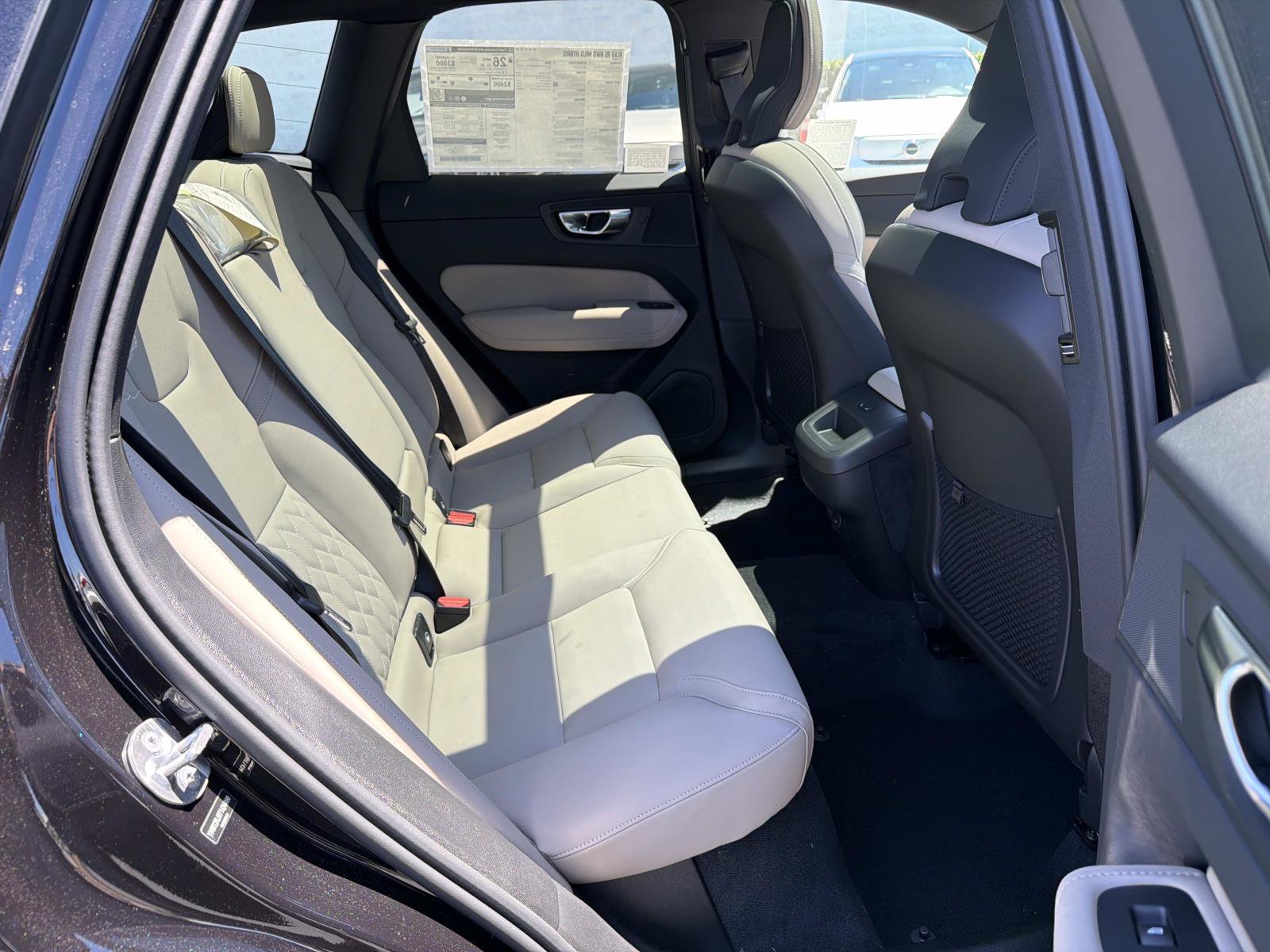 New 2026 Volvo XC60 B5 Core w/ Climate Package AWD/4WD image 17