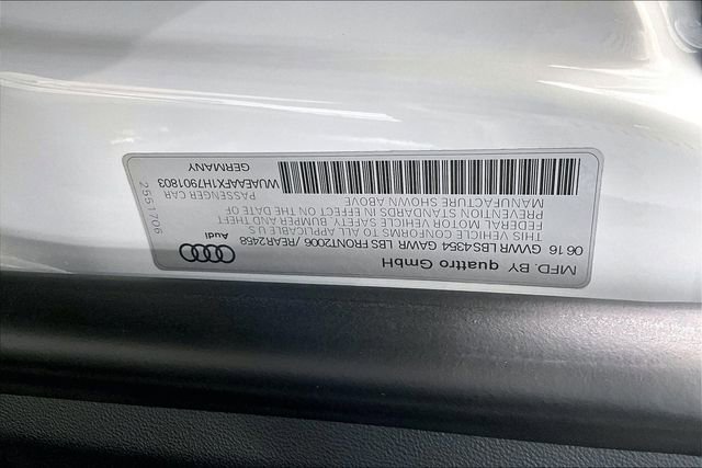 Used 2017 Audi R8 V10 w/ Carbon Exterior Package AWD/4WD image 15