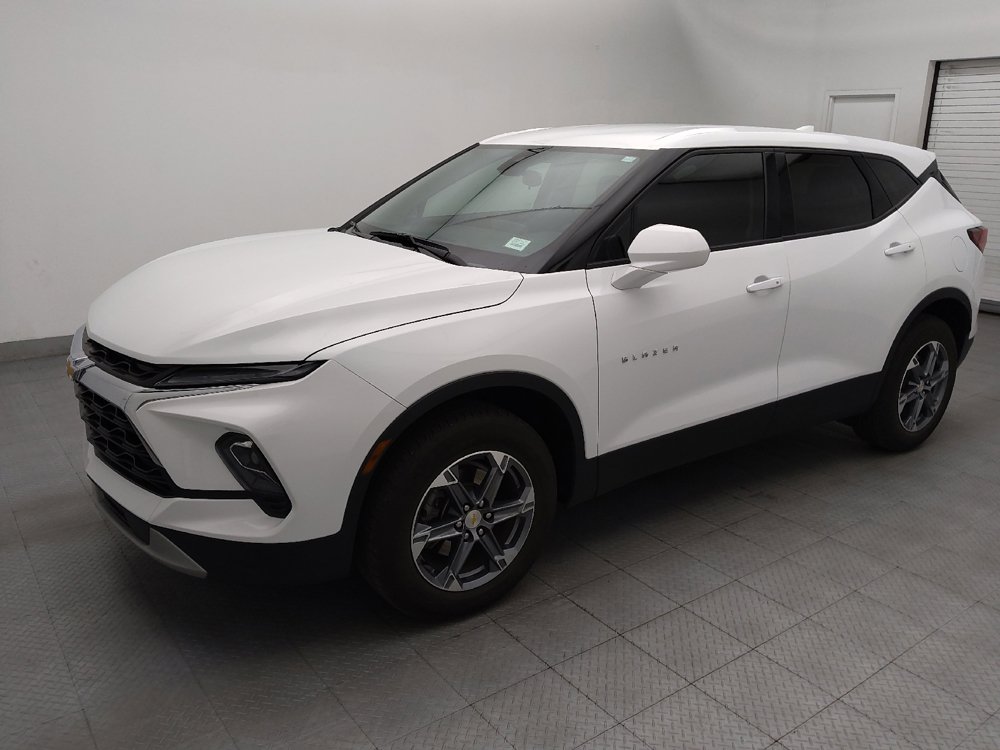 Used 2024 Chevrolet Blazer LT w/ Driver Confidence Package FWD image 2