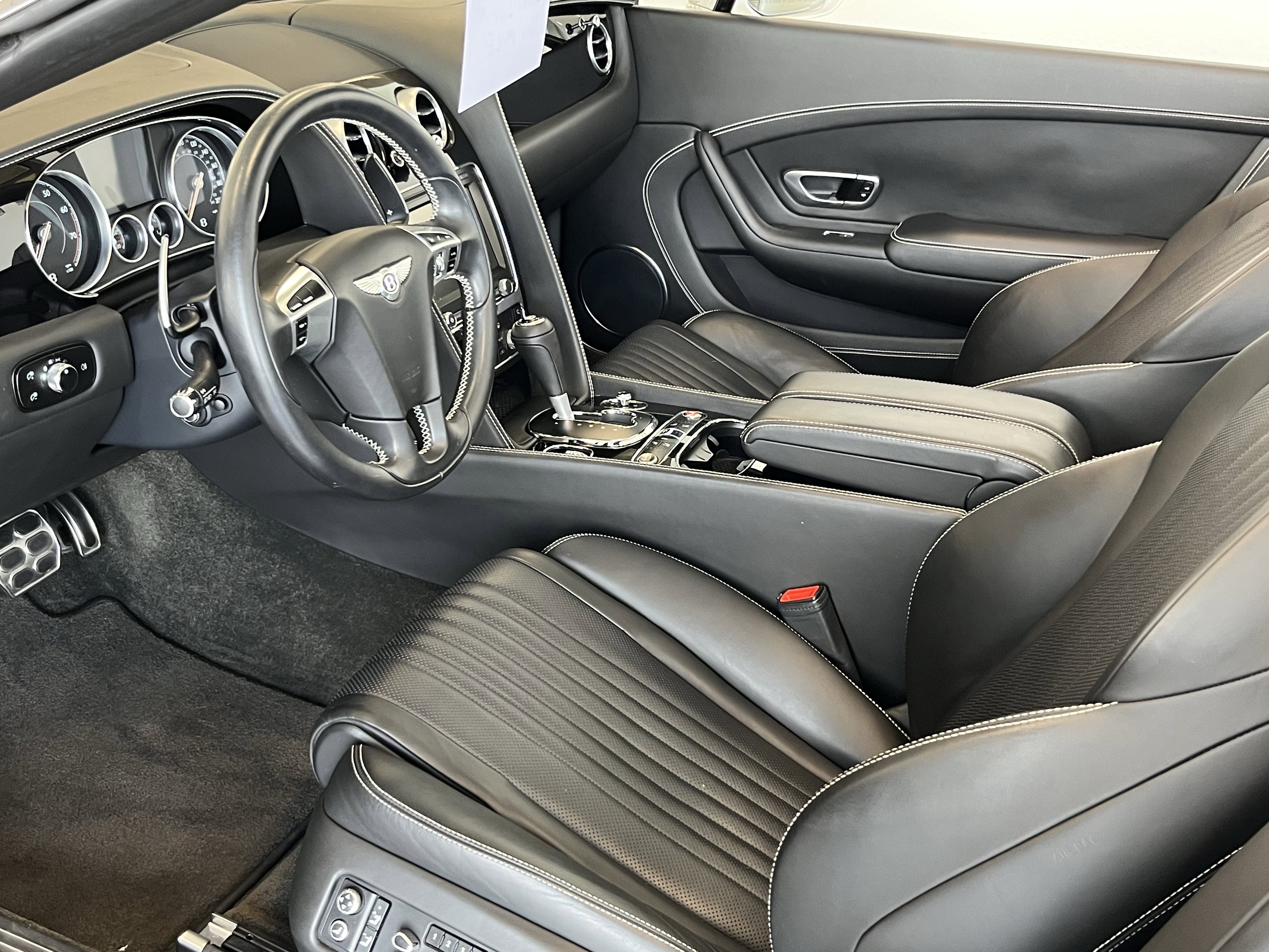 Used 2017 Bentley Continental GT image 5