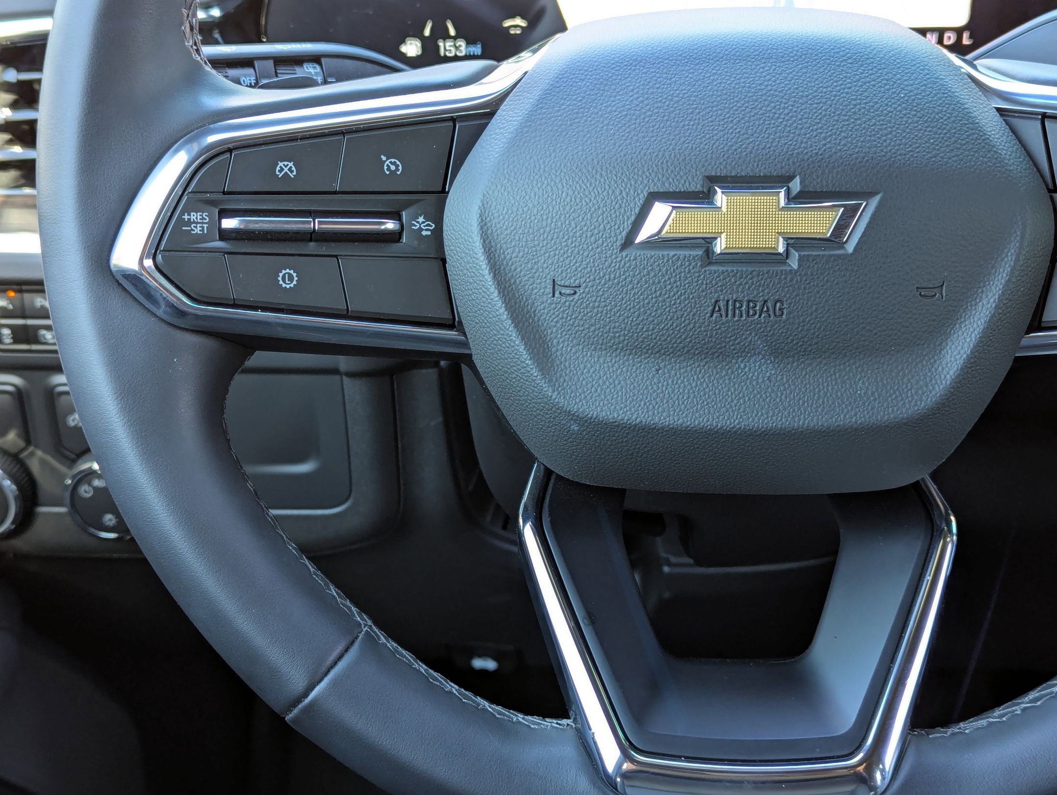 Used 2025 Chevrolet Tahoe LT image 21