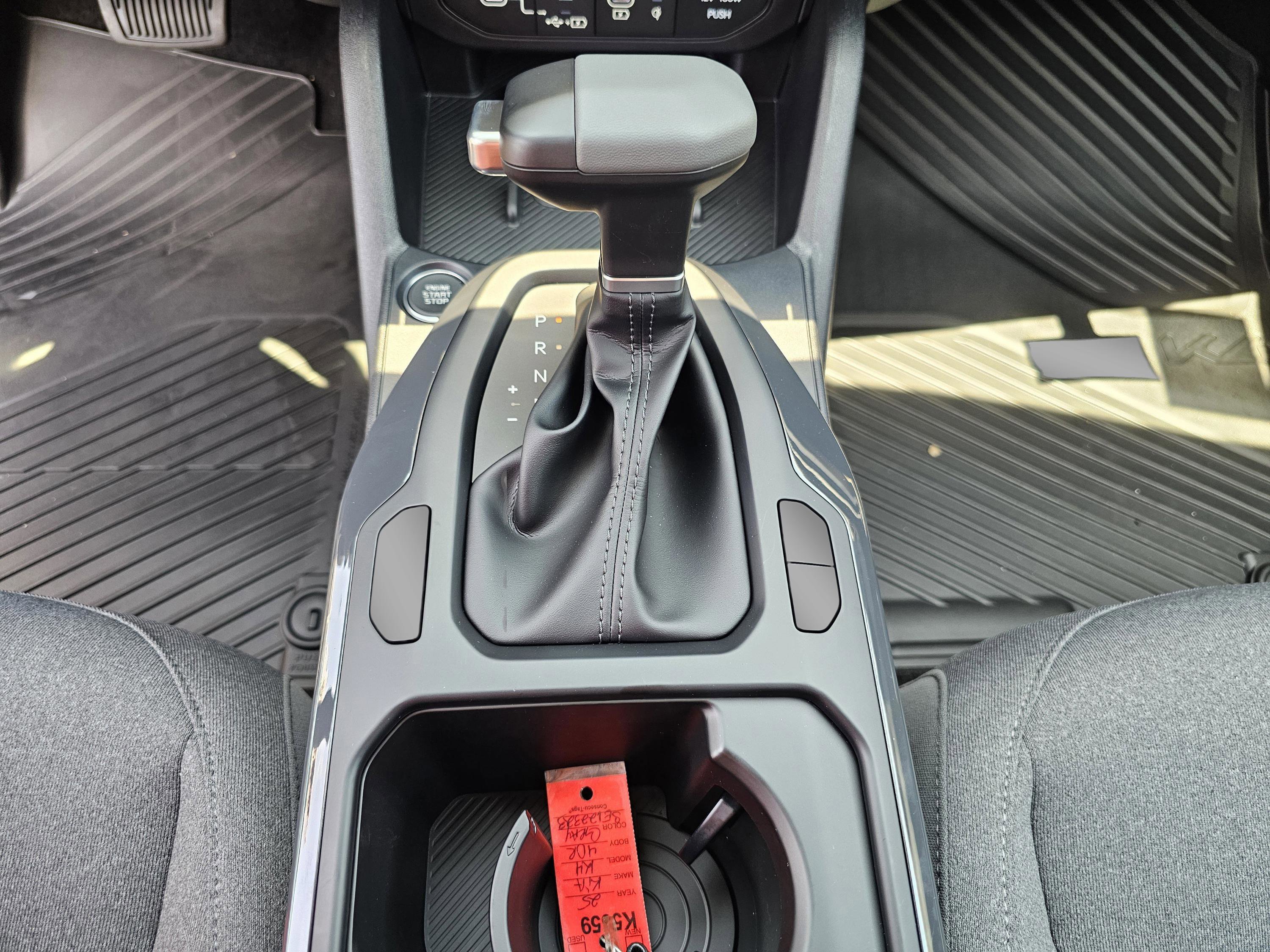 Used 2025 Kia K4 EX image 24