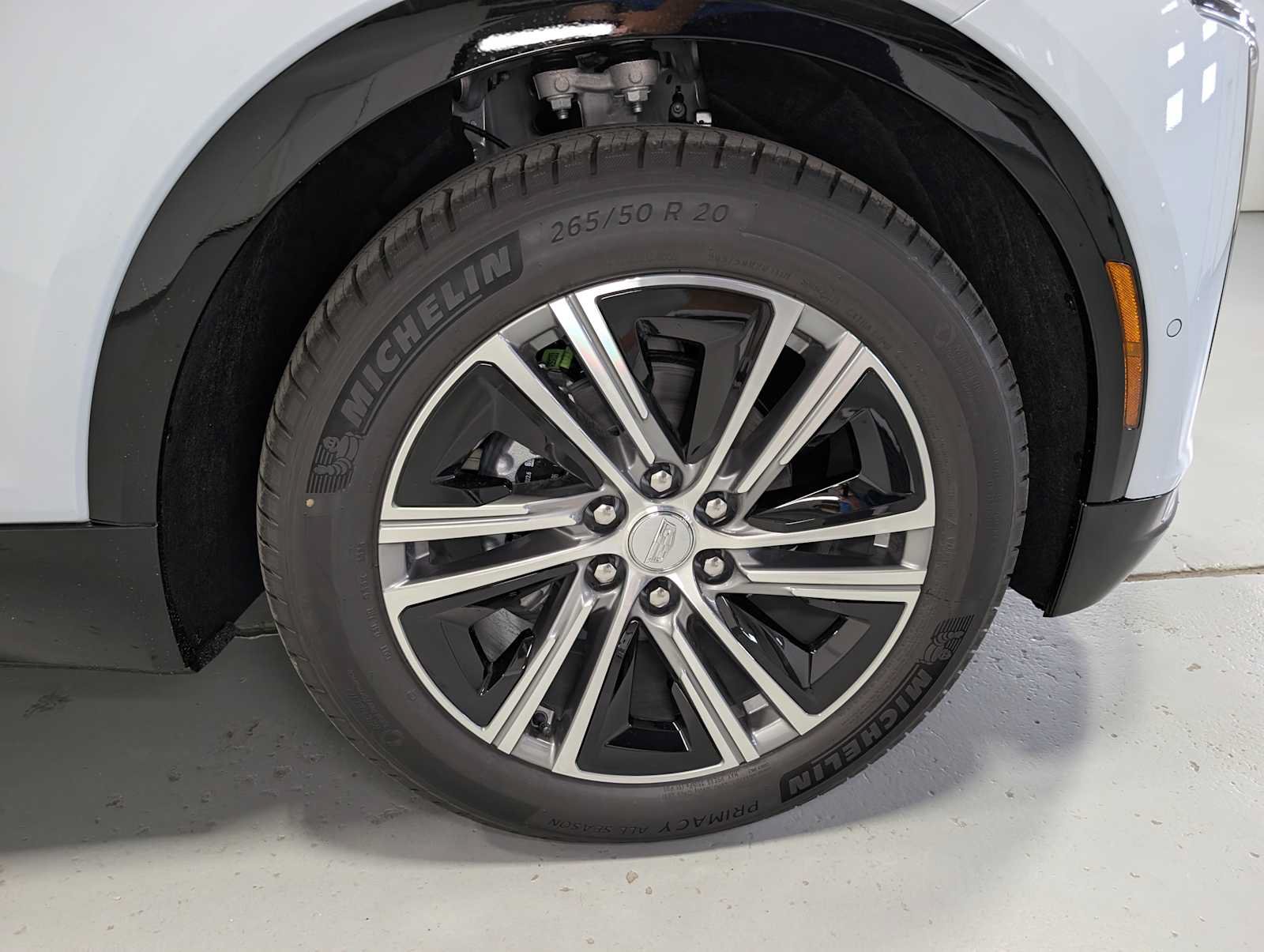 New 2027 Cadillac Lyriq Premium Luxury AWD/4WD image 3