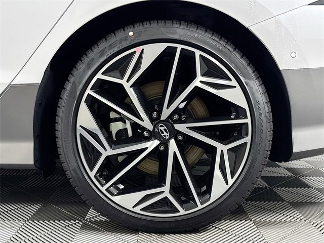 New 2025 Hyundai Ioniq 6 Limited image 51