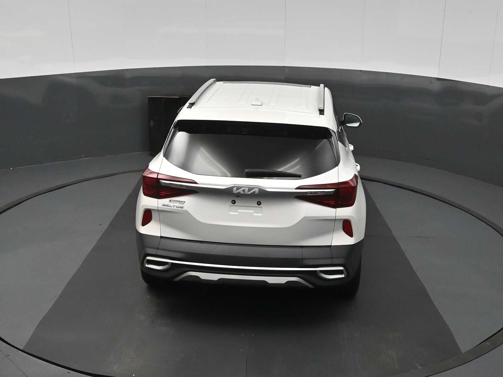 Used 2023 Kia Seltos EX AWD/4WD image 16