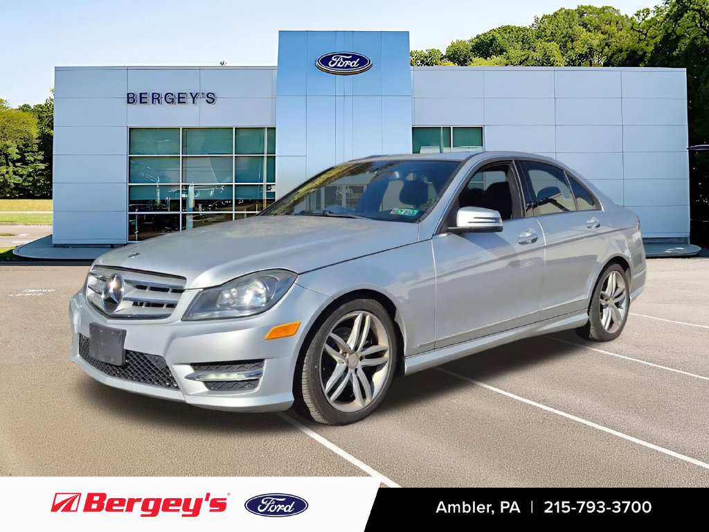 Used 2012 Mercedes-Benz C 300 4MATIC Sedan image 1