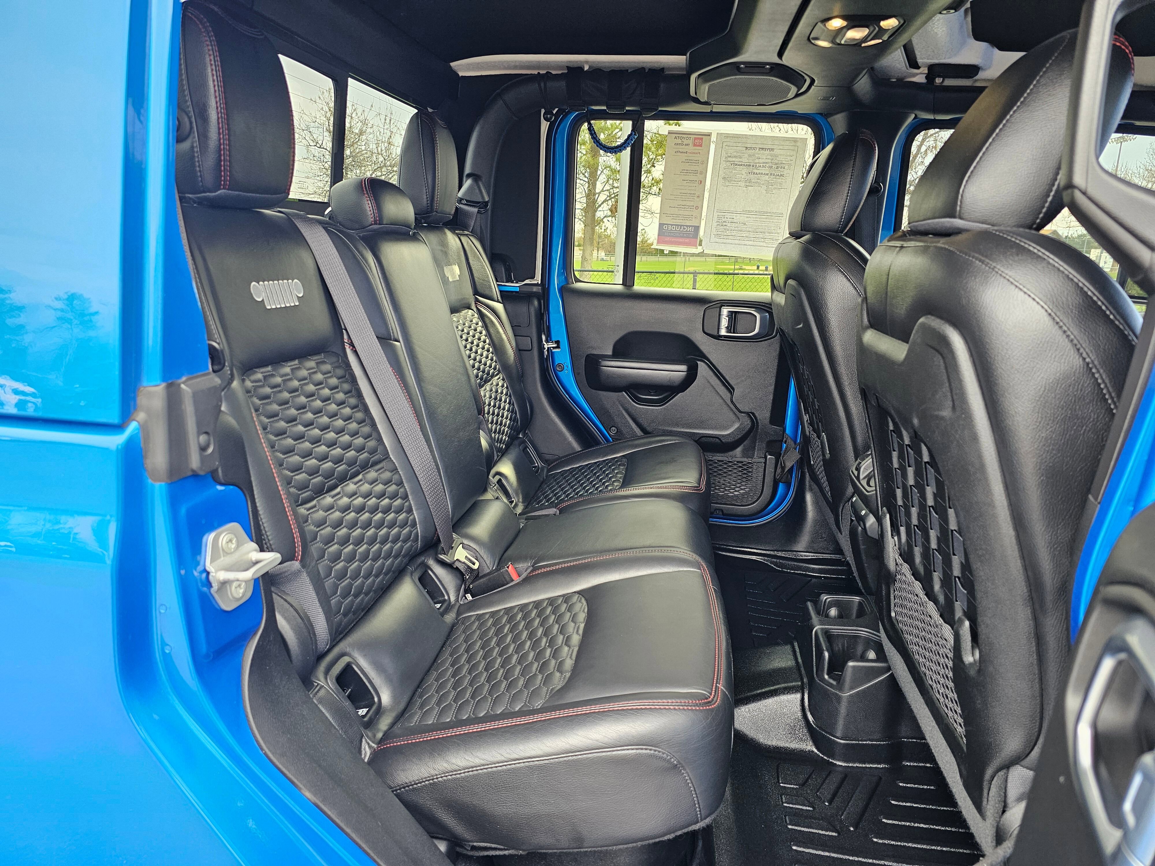 Used 2020 Jeep Gladiator Rubicon image 12