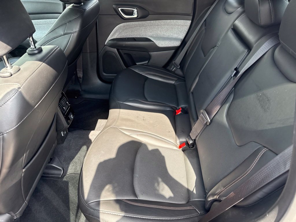 Certified 2023 Jeep Compass Latitude AWD/4WD image 32
