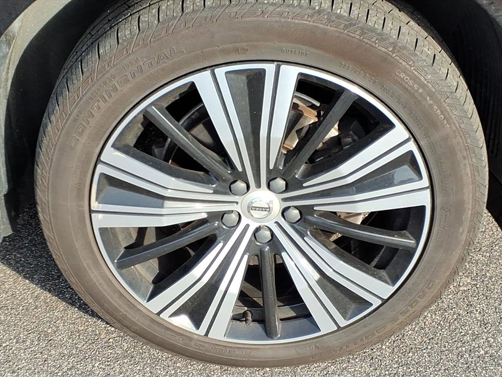 Used 2022 Volvo XC60 B5 Inscription w/ Protection Package Premier image 11