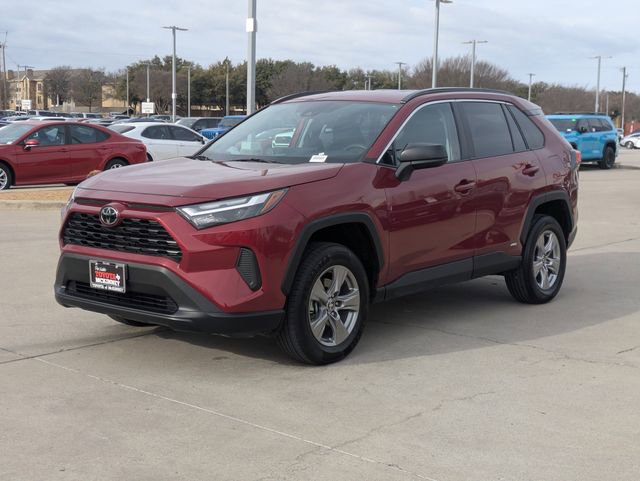 Used 2025 Toyota RAV4 LE image 10