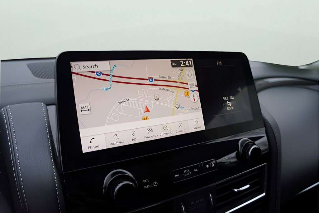 Used 2024 INFINITI QX80 Luxe image 32