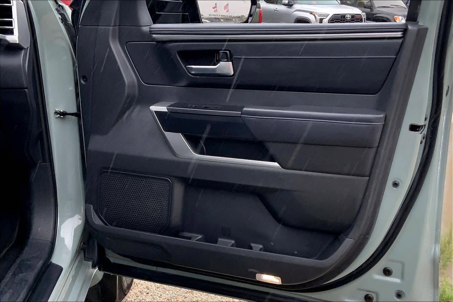 Used 2024 Toyota Tundra Platinum AWD/4WD image 23