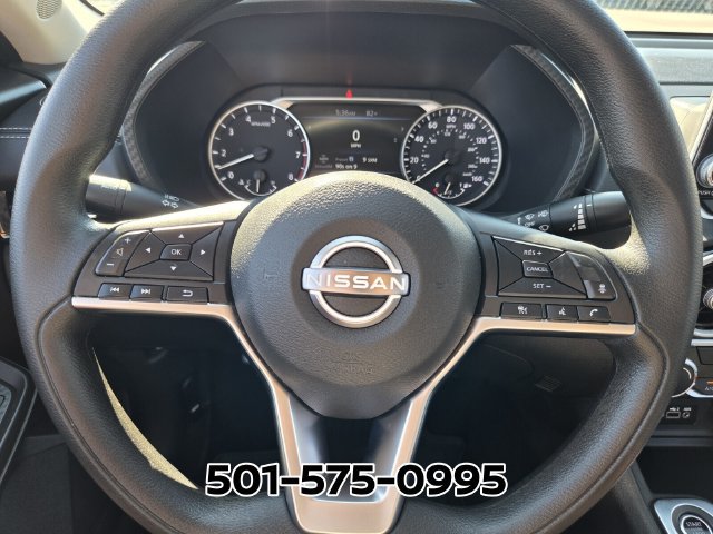 Used 2025 Nissan Sentra SV FWD image 28