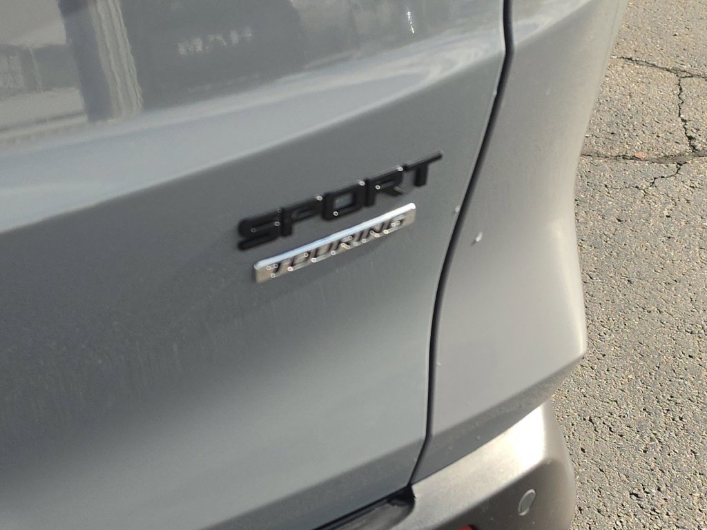 Used 2025 Honda CR-V Sport Touring image 8