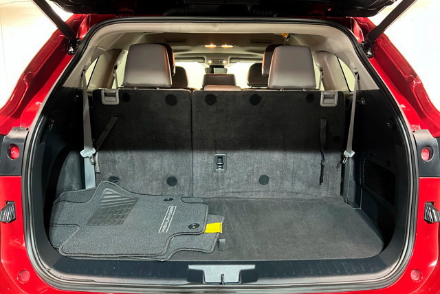 Used 2023 Toyota Highlander XLE image 23