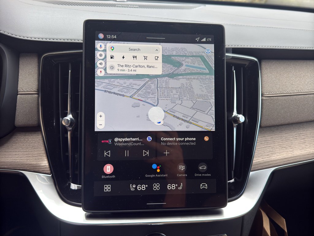 New 2026 Volvo XC90 T8 Plus w/ Protection Package Premier image 15