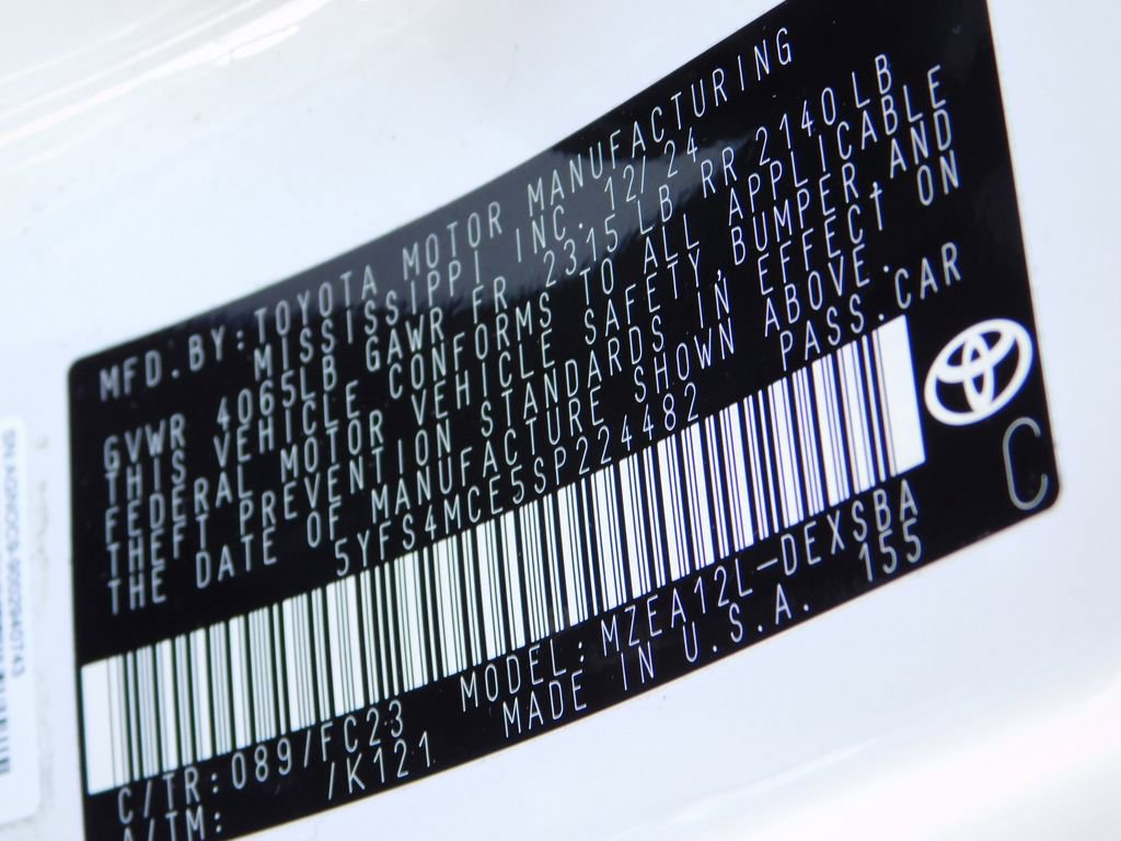 Used 2025 Toyota Corolla SE image 23