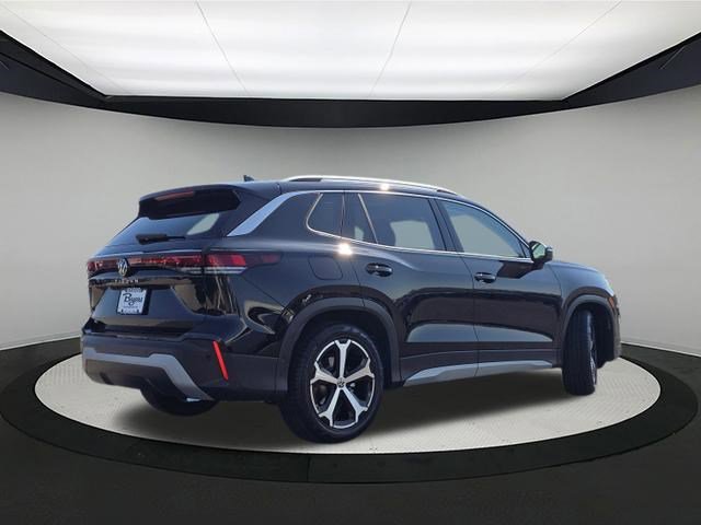 New 2026 Volkswagen Tiguan SE FWD image 7