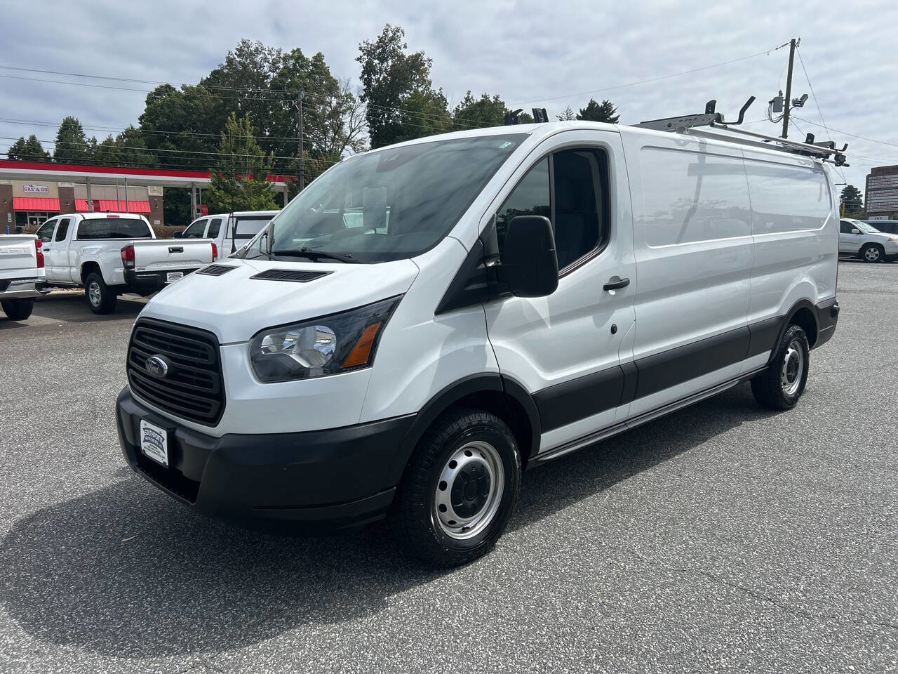 Used 2019 Ford Transit 350 148 Low Roof RWD image 5