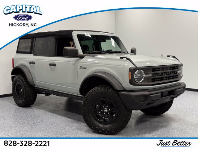 Used 2022 Ford Bronco 4-Door AWD/4WD image 1