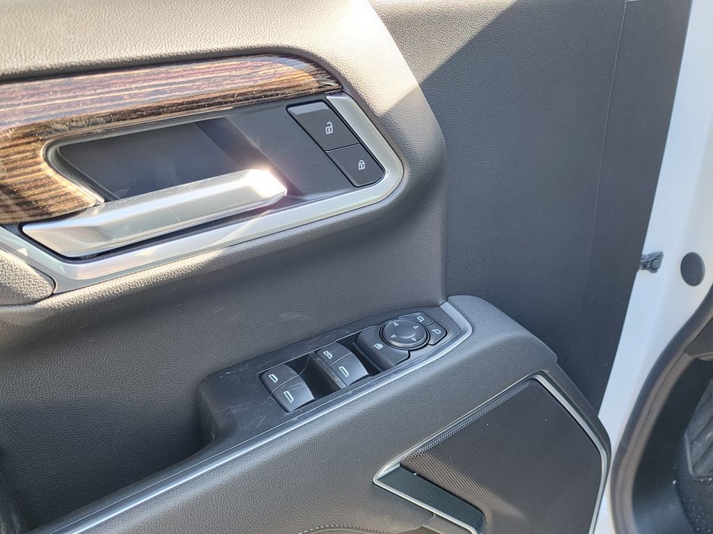 New 2026 GMC Sierra 1500 Elevation image 15
