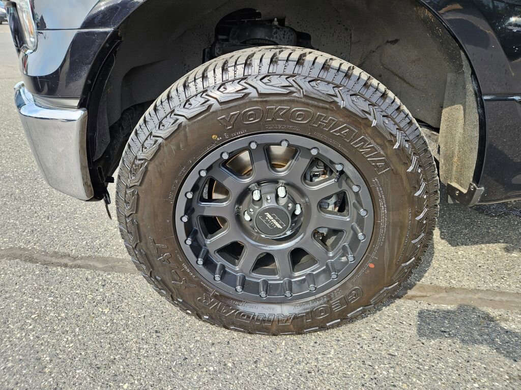 Used 2016 Ford F150 XLT image 8