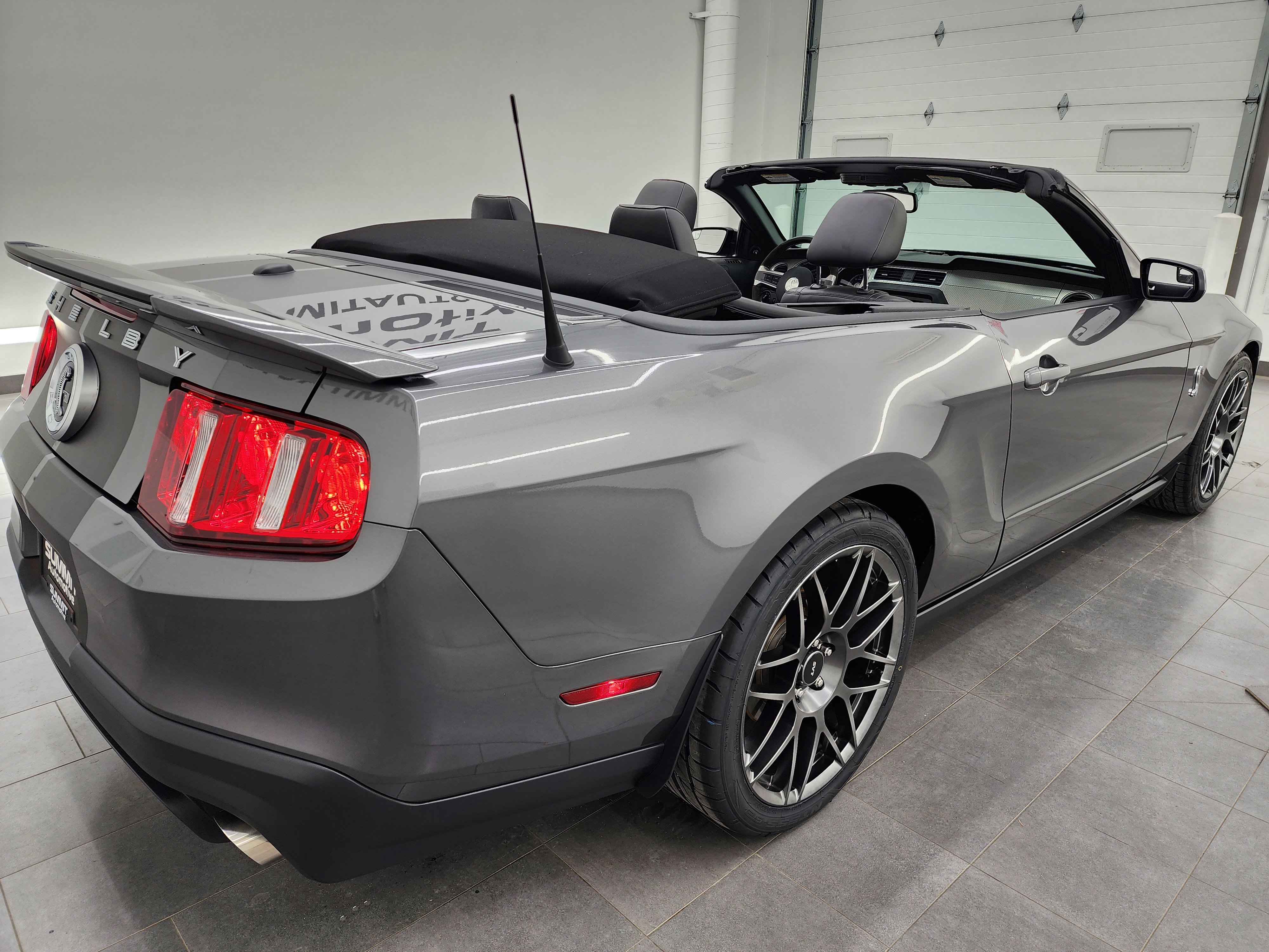 Used 2011 Ford Mustang Shelby GT500 w/ SVT Performance Pkg RWD image 56