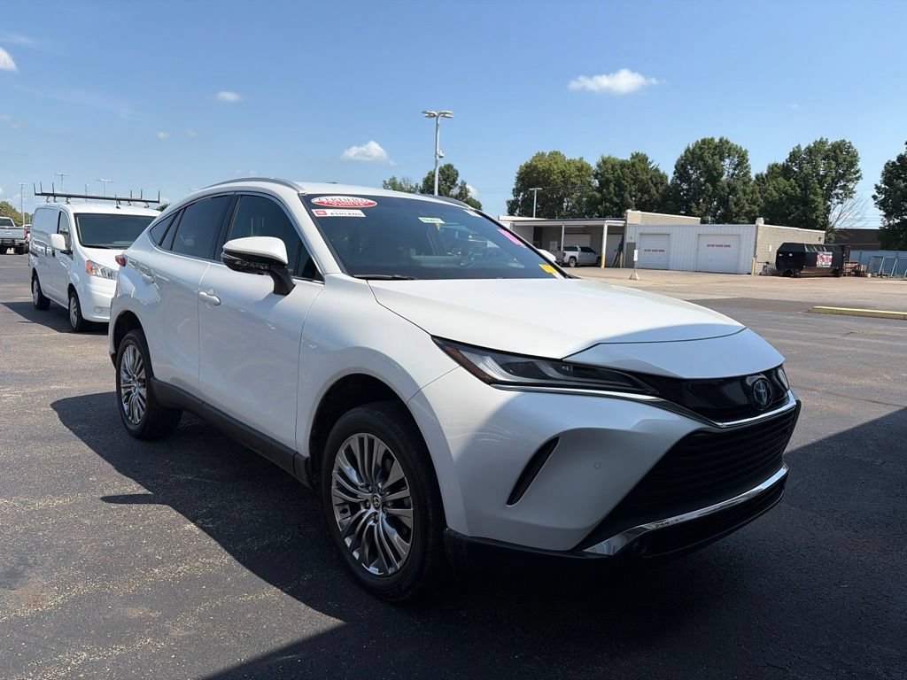 Used 2024 Toyota Venza XLE