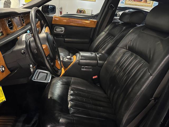Used 2006 Rolls-Royce Phantom Sedan RWD image 23