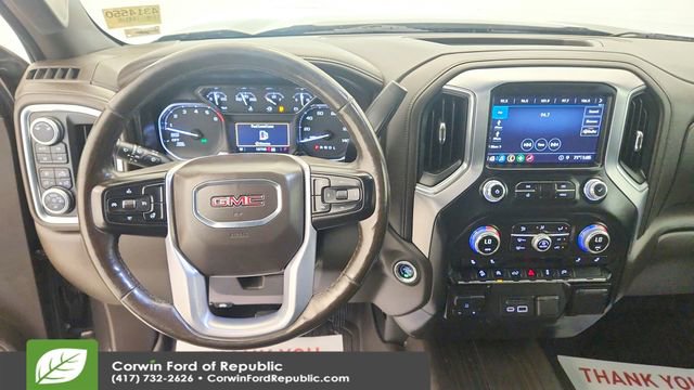 Used 2019 GMC Sierra 1500 SLT w/ X31 Off-Road Package AWD/4WD image 13