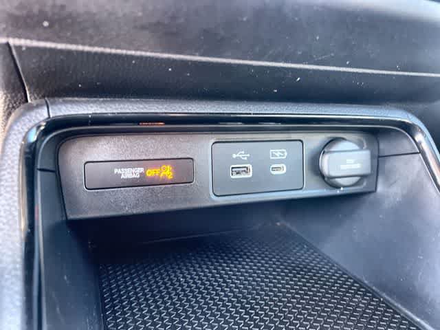 Certified 2025 Honda CR-V EX image 10