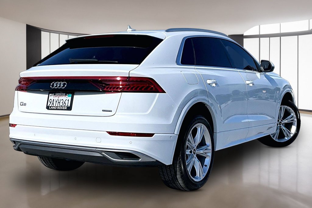 Used 2022 Audi Q8 Premium AWD/4WD image 6