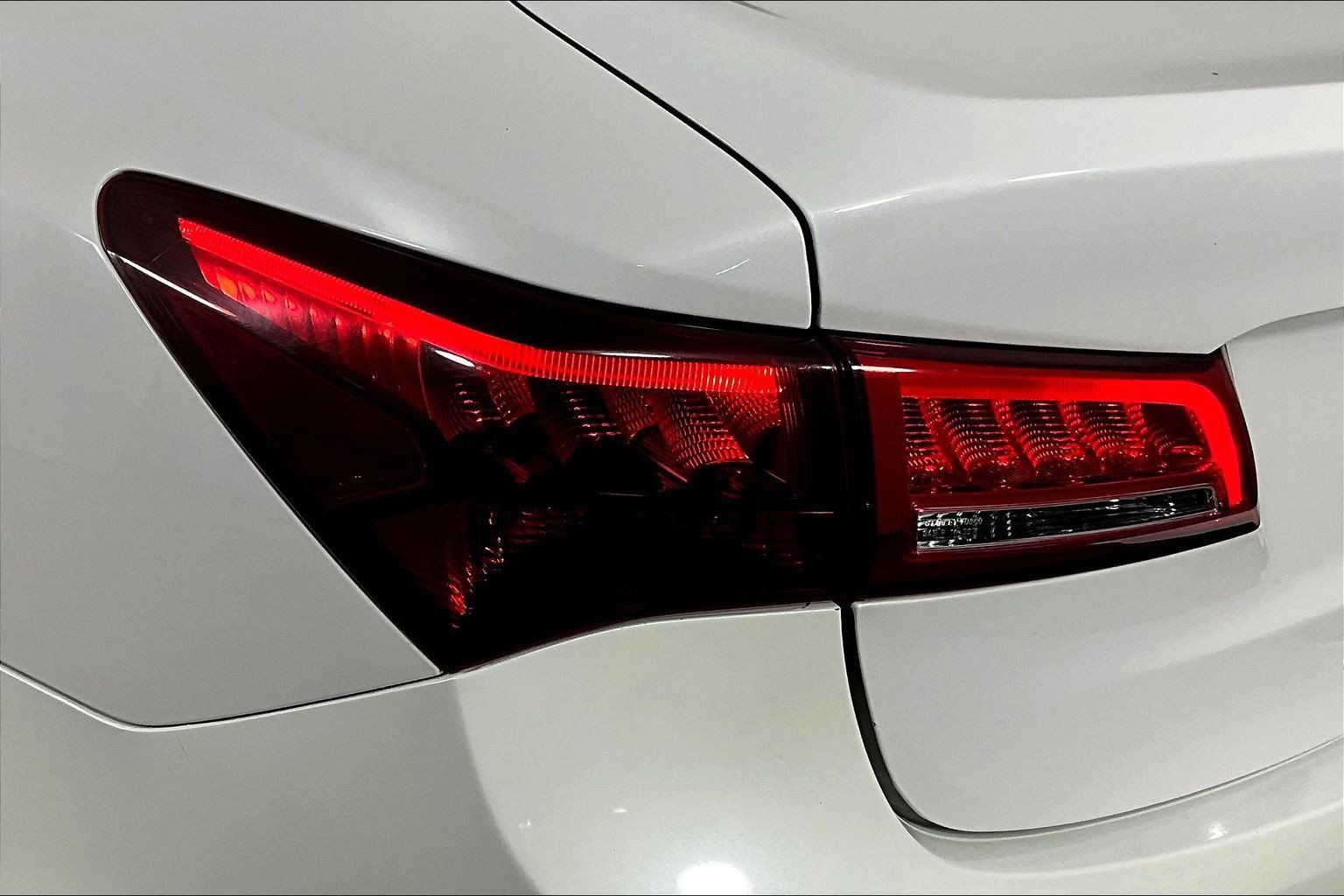 Used 2018 Acura TLX V6 SH-AWD w/ Technology Pkg image 23