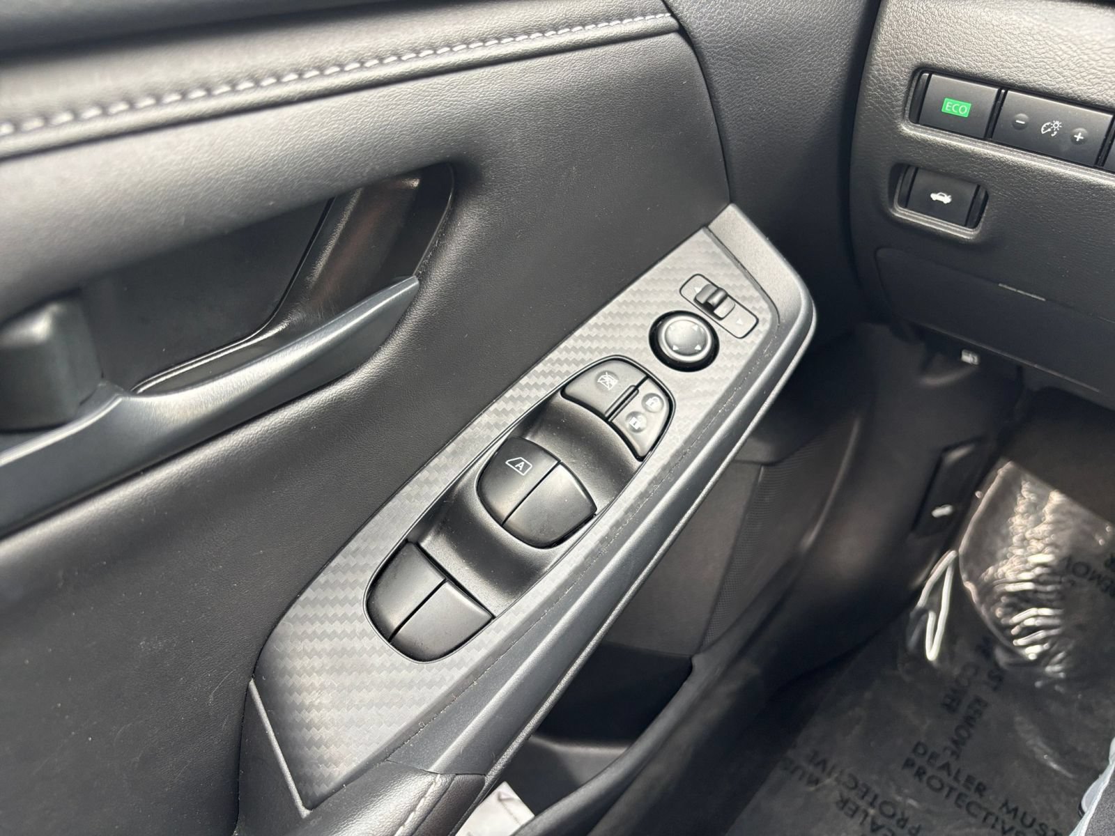 Used 2025 Nissan Sentra S FWD image 18