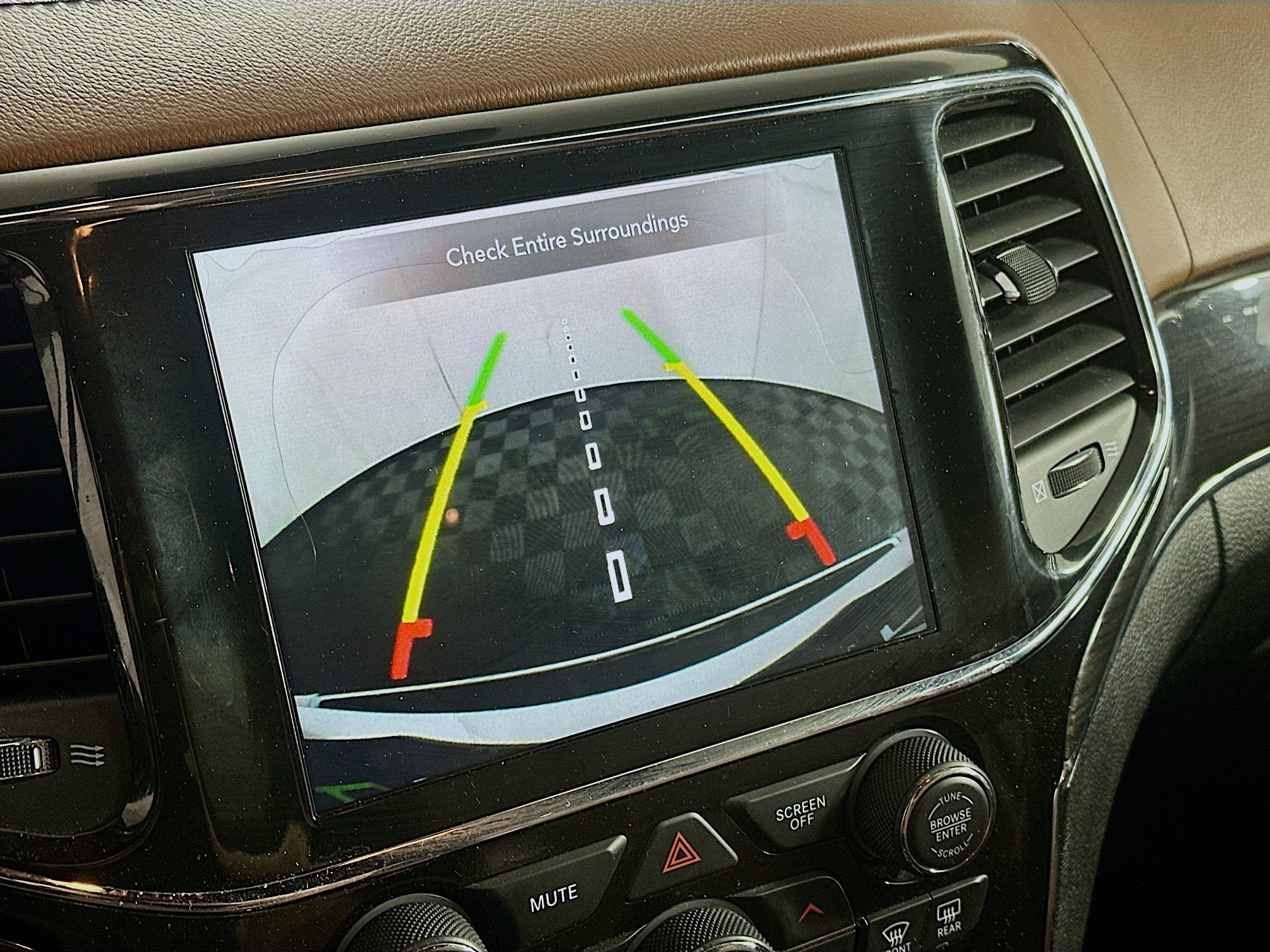 Used 2021 Jeep Grand Cherokee Overland AWD/4WD image 23