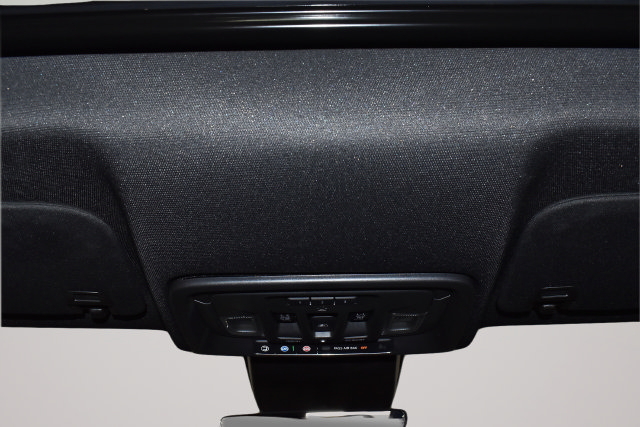 Used 2024 Chevrolet Silverado 2500 ZR2 w/ Technology Package AWD/4WD image 25