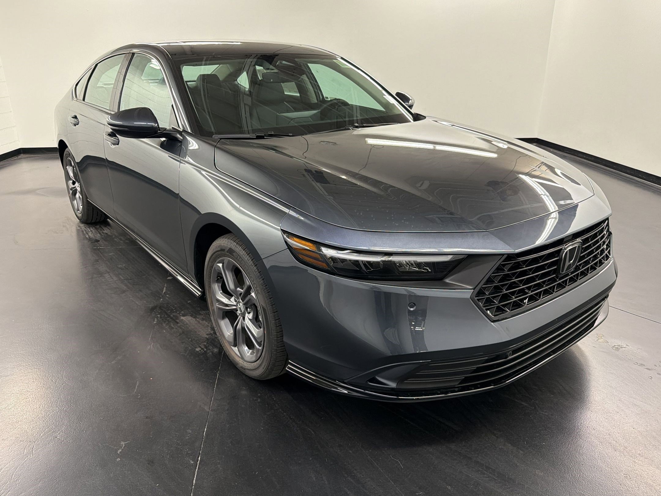 New 2026 Honda Accord EX-L image 7