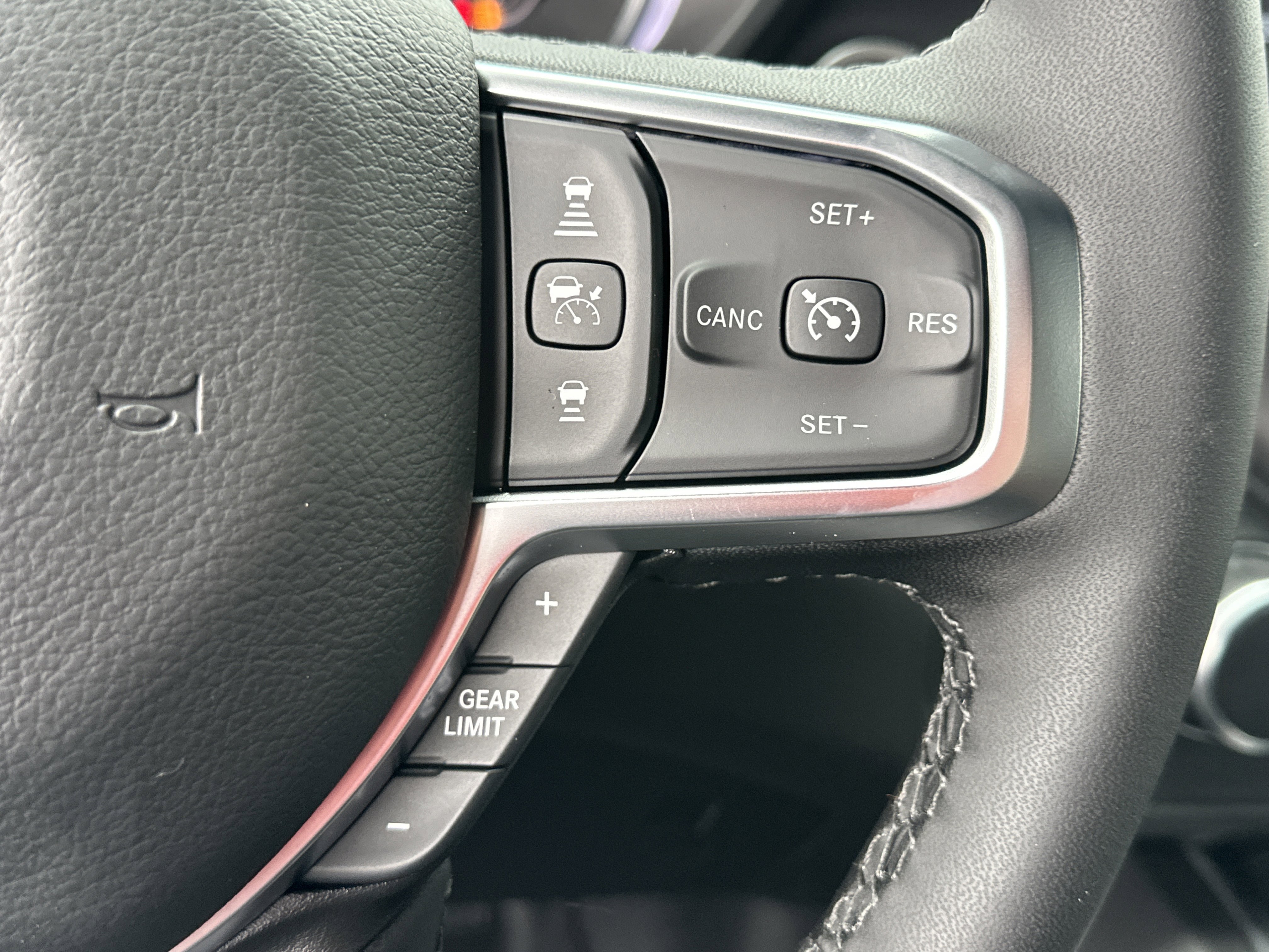 New 2026 RAM 1500 Big Horn AWD/4WD image 9