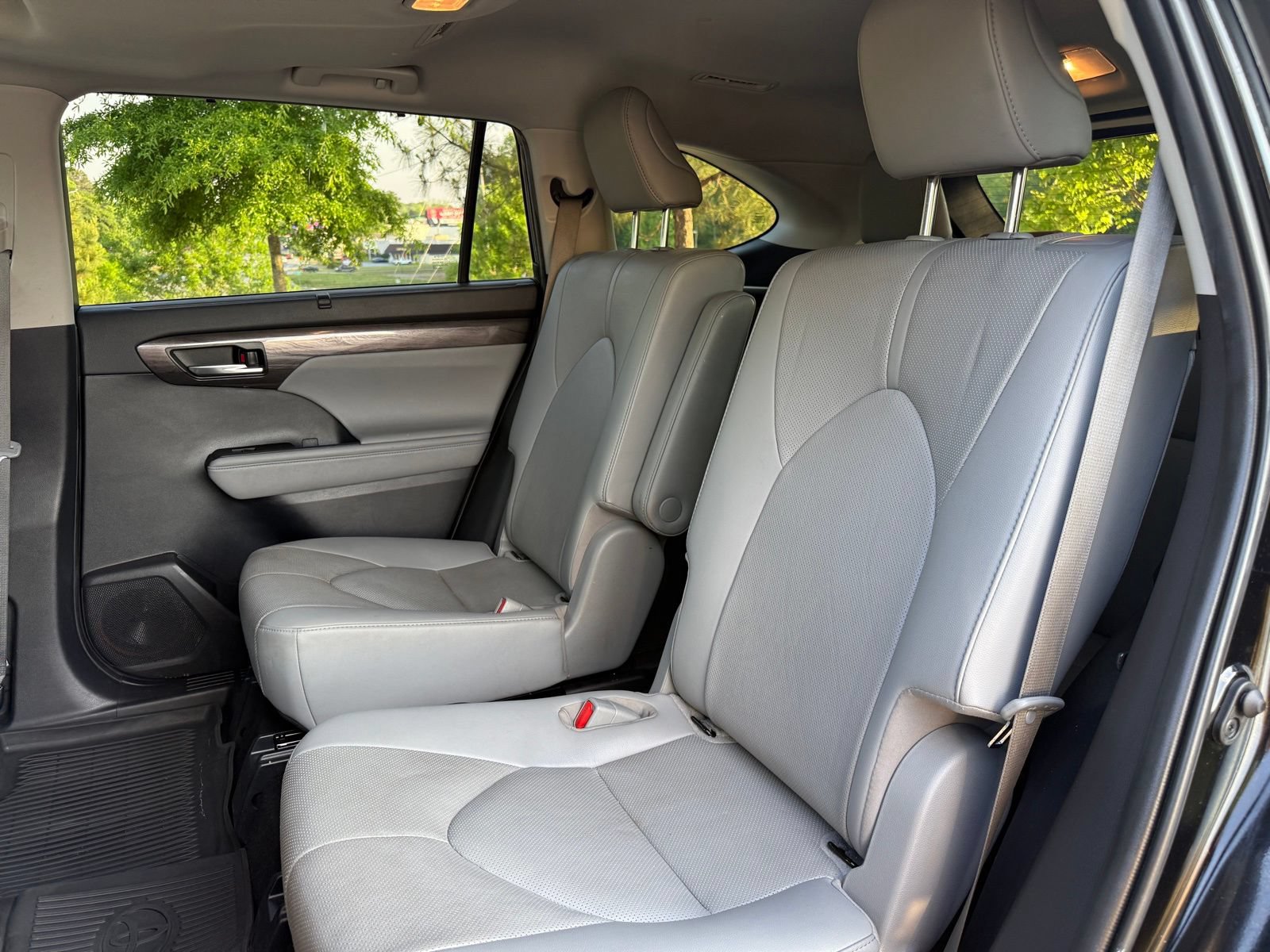 Used 2020 Toyota Highlander Limited AWD/4WD image 39