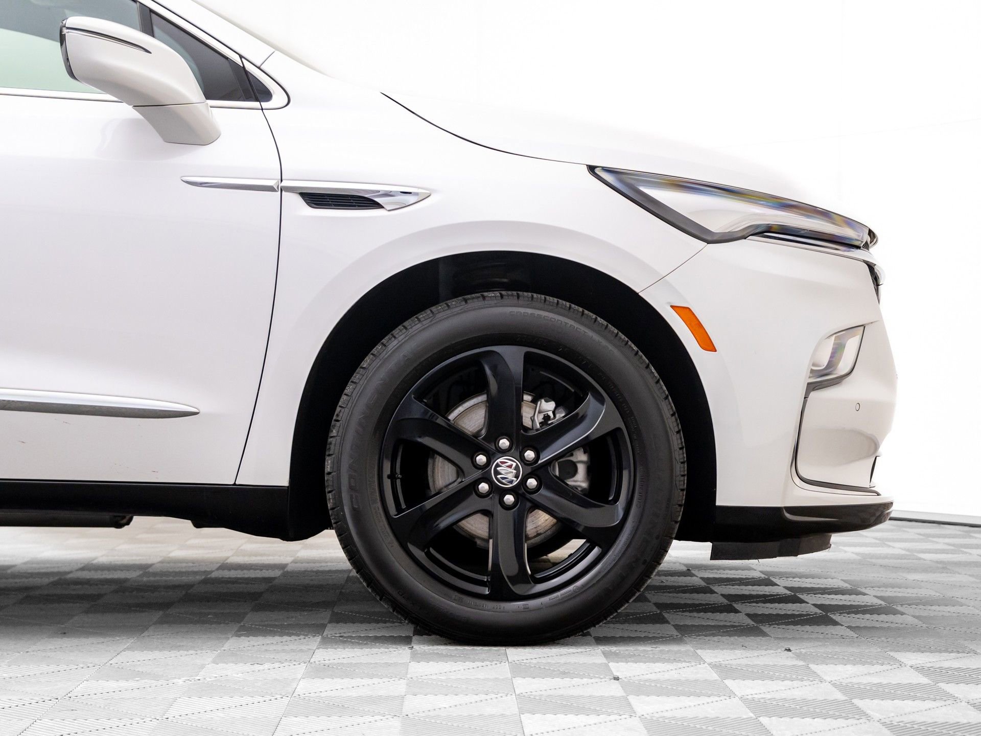 Used 2023 Buick Enclave Essence w/ Experience Buick Package image 36