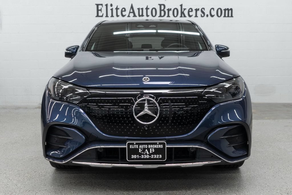 Used 2023 Mercedes-Benz EQE 350+ 4MATIC SUV w/ AMG Line Exterior Package image 3