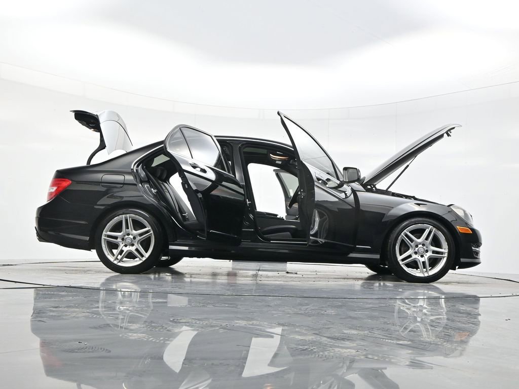 Used 2013 Mercedes-Benz C 300 4MATIC Sedan image 56