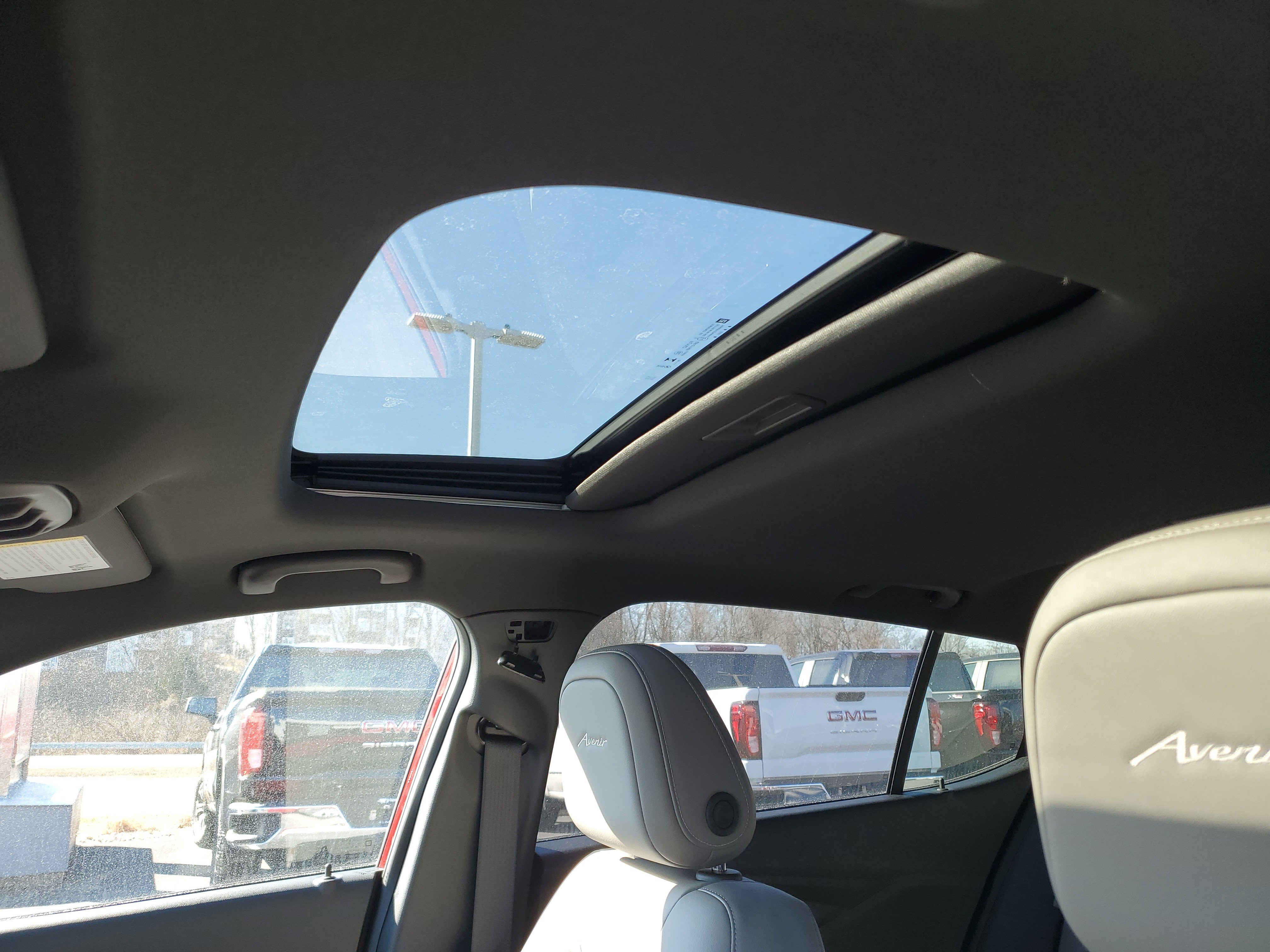 New 2026 Buick Envista Avenir image 30